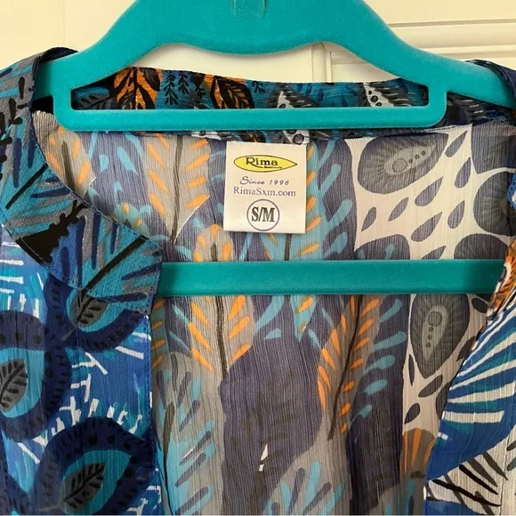 Patterned Swimsuit Coverup - Picture 2 of 5